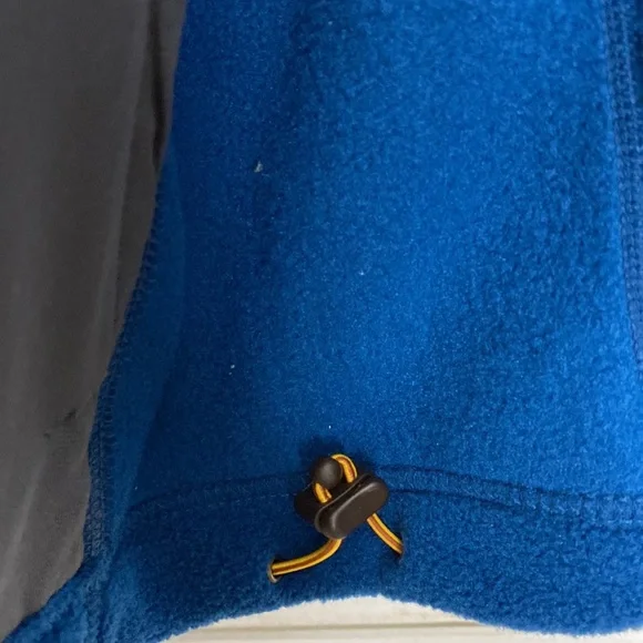 L.L. Bean Men’s Mountain Classic Fleece Jacket Size Large - Picture 6 of 9